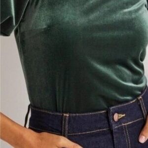 Boden Women’s Green Velvet Top Puff Sleeve Square Neck Size 6 Cottagecore